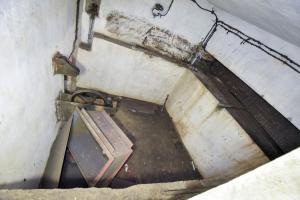 Ligne Maginot - METRICH - A17 - (Ouvrage d'artillerie) - Entrée munitions
Le sas du pont à effacement latéral