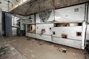 Ligne Maginot - METRICH - A17 - (Ouvrage d'artillerie) - Cuisine de l'ouvrage
On notera l'inéluctable poussée de terrain au niveau du sol du à l'anhydrite 