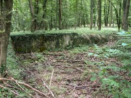 Ligne Maginot - METRICH - A17 - (Ouvrage d'artillerie) - Aux alentours: 
Un réservoir entre le bloc 7 et le bloc 11.