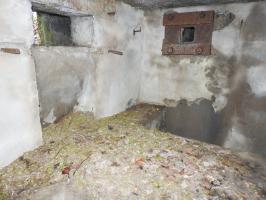 Ligne Maginot - VALETTE NORD OUEST - (Blockhaus pour arme infanterie) - La chambre de tir Est.