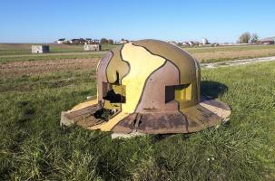 Ligne Maginot - MC29B - MC21 - (Casemate d'infanterie - double) - Fausse cloche GFM
Les blockhaus M19 et C2-M38 sont visibles à l'arrière plan
