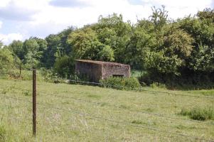 Ligne Maginot - Blockhaus Dbo 10 - Blockhaus pour canon entre Longuyon et Arrancy sur Crusnes
Petit ouvrage en bordure d'un chemin en pleine nature