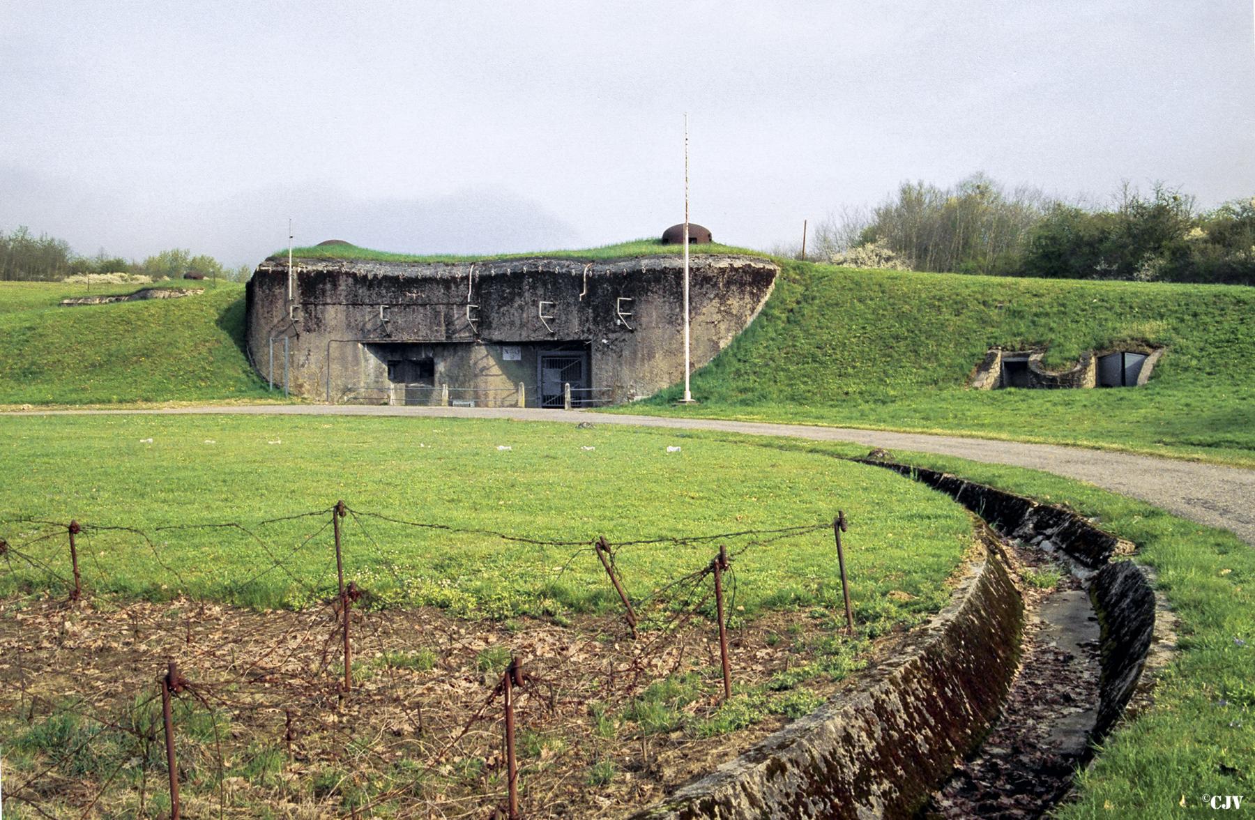 Ligne Maginot - IMMERHOF - A10 - (Ouvrage d'infanterie) - Bloc d'entrée - Lia VERMEULEN