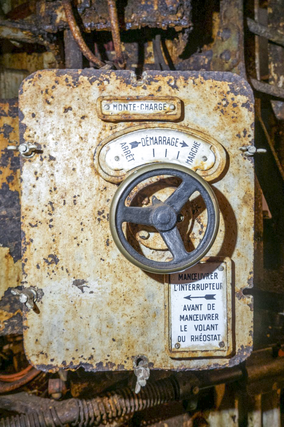 Ligne Maginot - SCHOENENBOURG - (Ouvrage d'artillerie) - Bloc 5
Etage intermédiaire de la tourelle de 81 - Michel Teiten