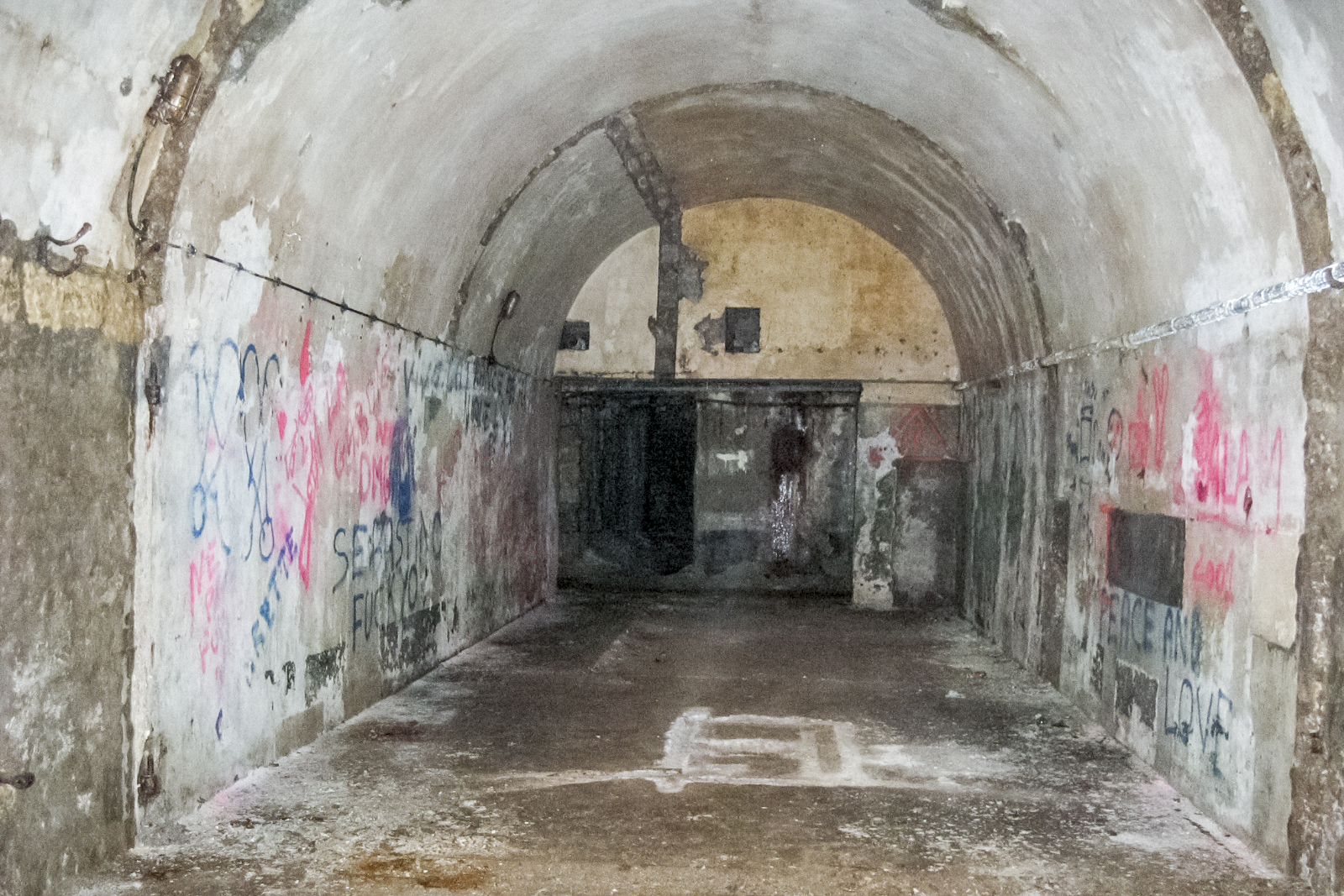 Ligne Maginot - SOETRICH - A11 - (Ouvrage d'artillerie) - Caserne
Une des chambrées - Michel Teiten