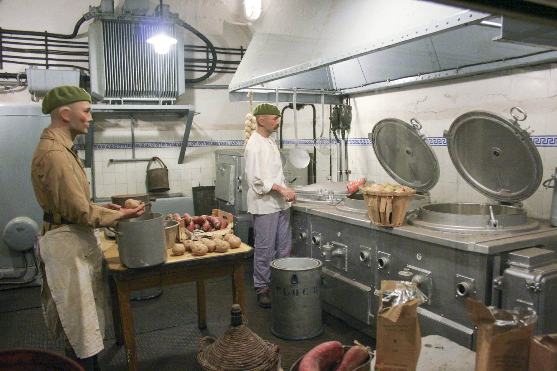 Ligne Maginot - HACKENBERG - A19 - (Ouvrage d'artillerie) - Cuisine - Michel Teiten