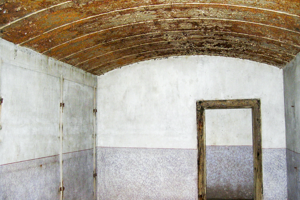 Ligne Maginot - MONT DES WELCHES - X25 - (Abri) - Chambrée vidée de tout mobilier - Michel Teiten