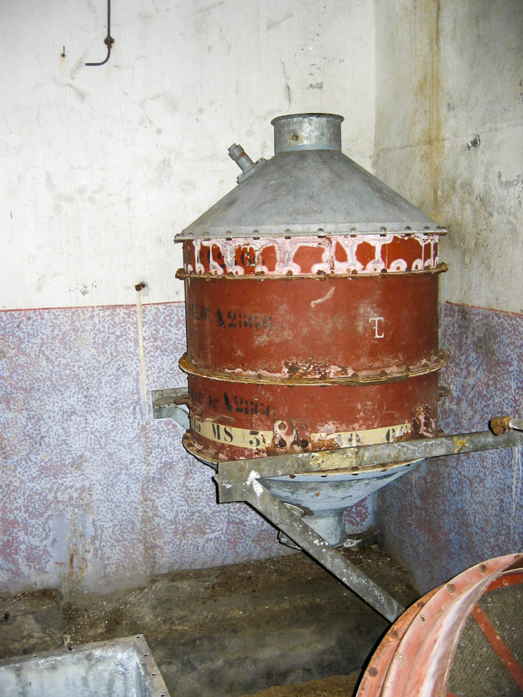 Ligne Maginot - MONT DES WELCHES - X25 - (Abri) - Salle des filtres - Michel Teiten