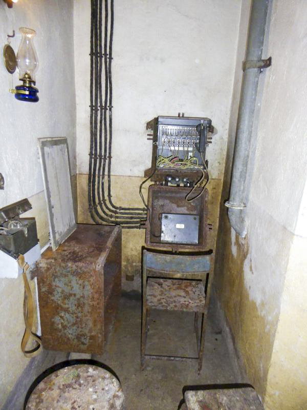 Ligne Maginot - BILMETTE - X26 - (Abri) - Central téléphonique - ELLENA-CUNY