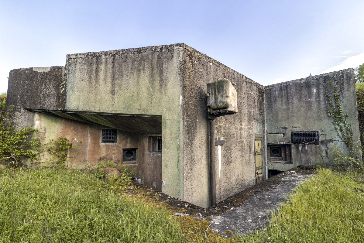 Ligne Maginot - SENTZICH - A16 - (Ouvrage d'infanterie) - La facade de la casemate Nord. - Patrimoine en Images