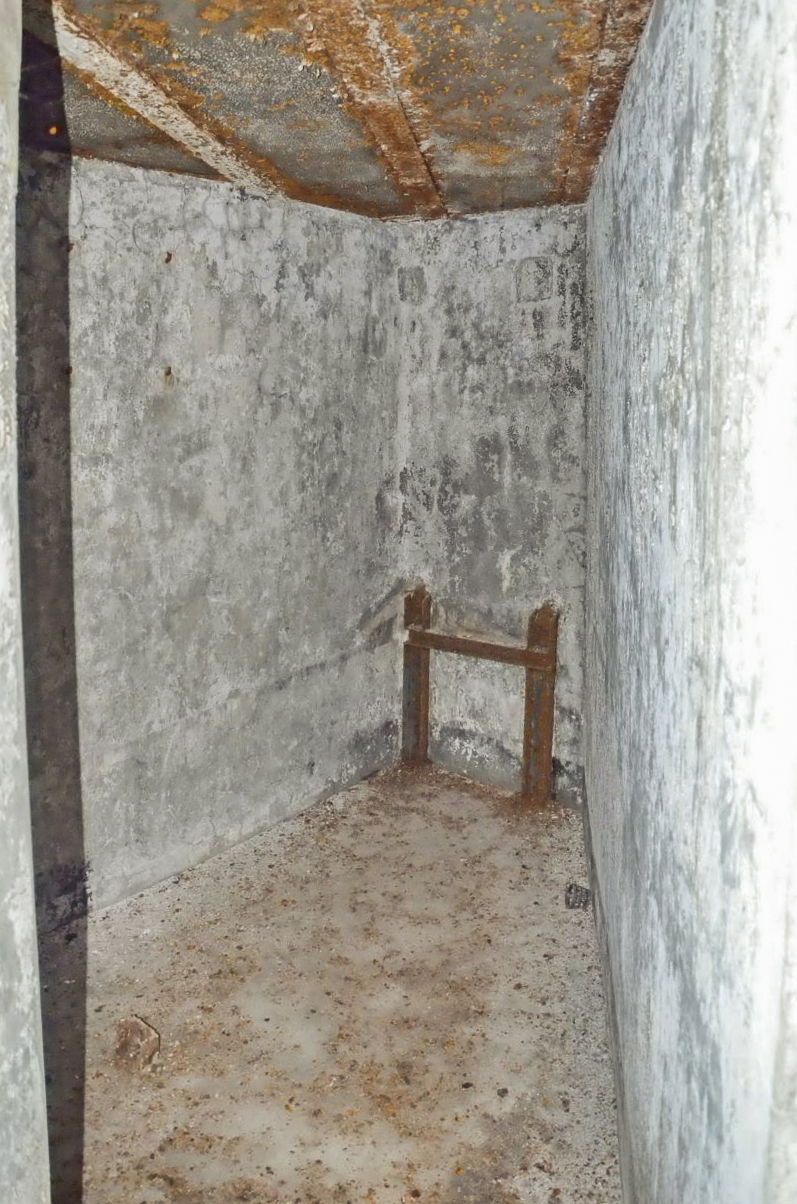 Ligne Maginot - 34/2 - CHALAMPE NORD OUEST - (Casemate d'infanterie - Double) - Chambre du chef de casemate - D. Froehly