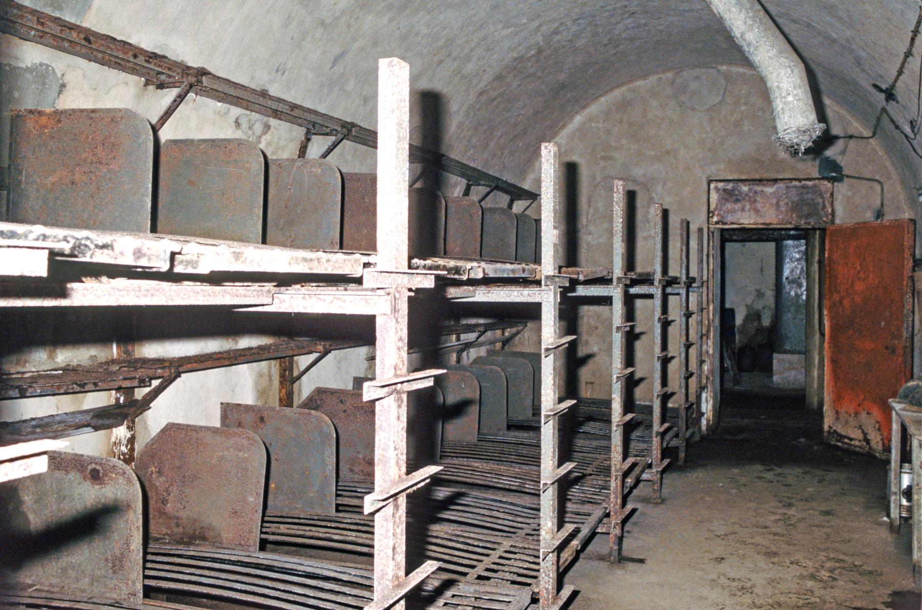 Ligne Maginot - METRICH (ABRI SUD DE) - X16 - (Abri) - Une chambre - MANSUY Michel