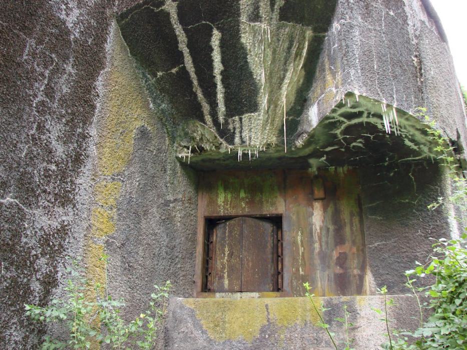 Ligne Maginot - METRICH - A17 - (Ouvrage d'artillerie) - Bloc 1
Embrasure pour canon de 75 mle 32 sous casemate - Schnoupf