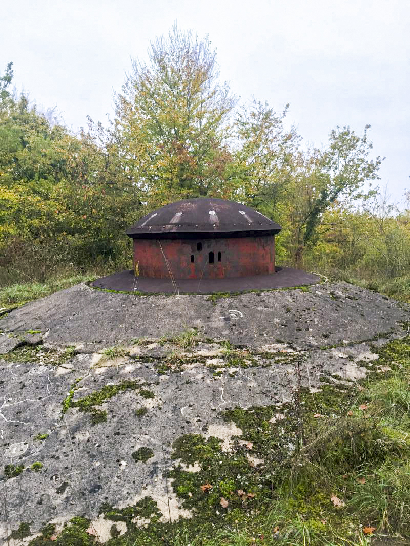 Ligne Maginot - METRICH - A17 - (Ouvrage d'artillerie) - Bloc 4
Tourelle de mitrailleuses - La Guerre en Lorraine
