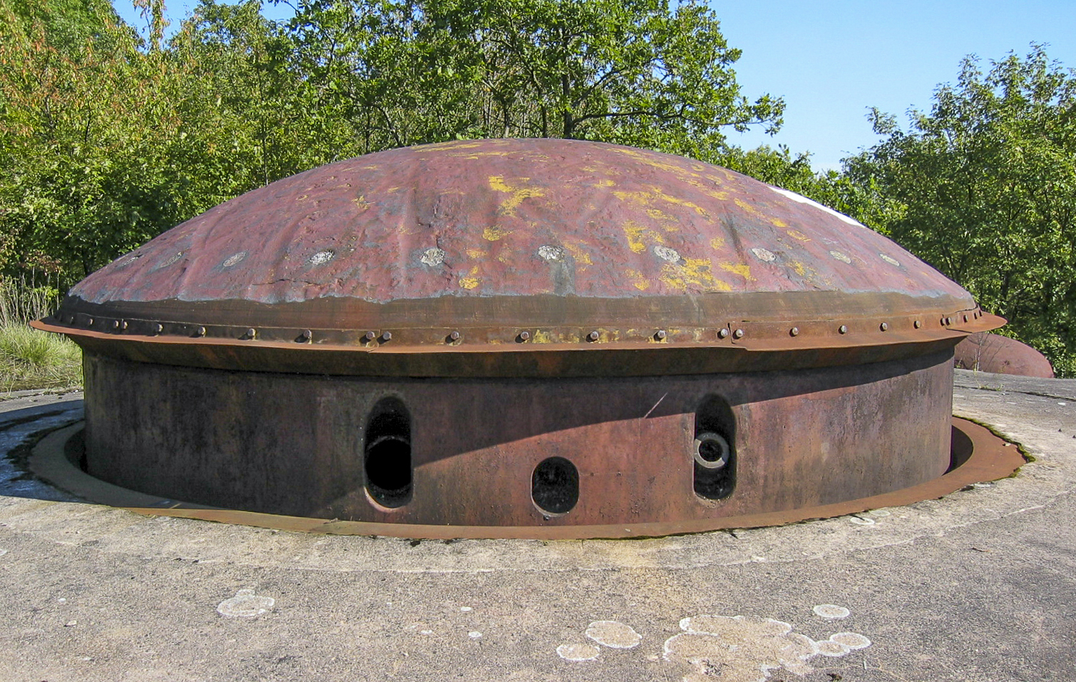 Ligne Maginot - METRICH - A17 - (Ouvrage d'artillerie) - Bloc 8
Tourelle Modèle 75-33 - Michel Teiten