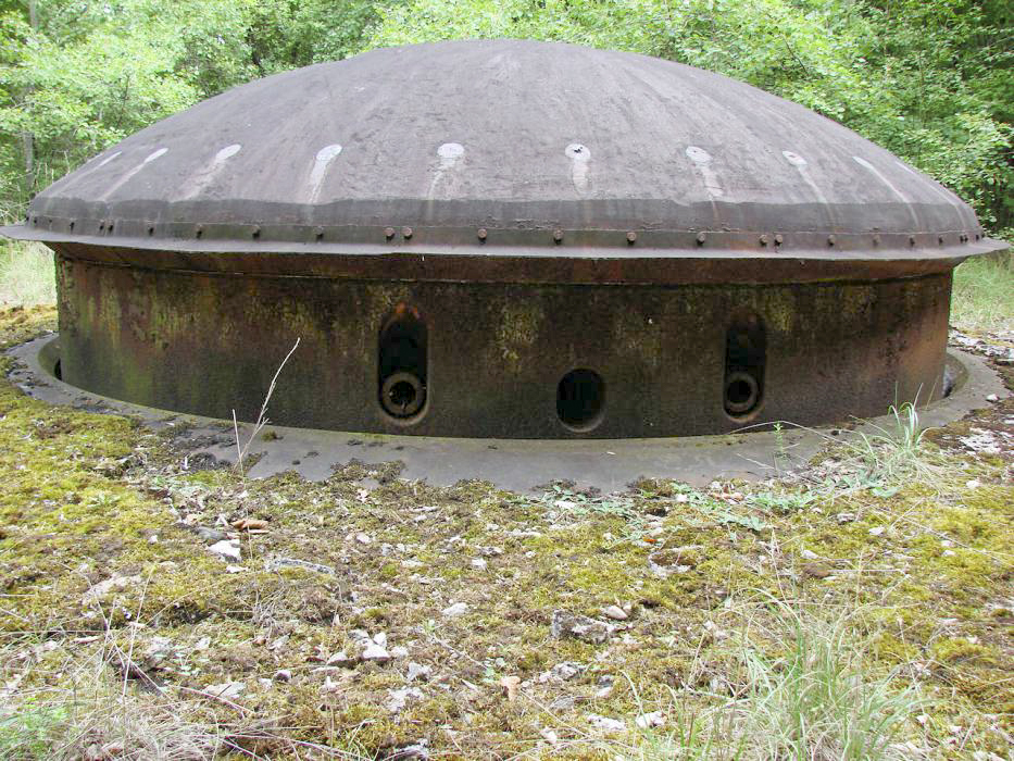 Ligne Maginot - METRICH - A17 - (Ouvrage d'artillerie) - Bloc 10
Tourelle de 75-33 - Schnoupf