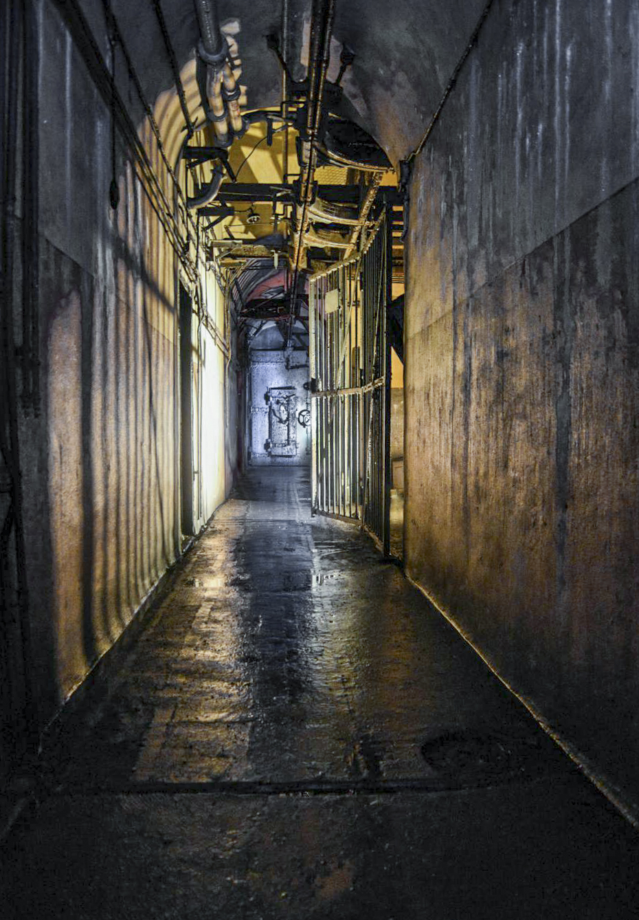 Ligne Maginot - METRICH - A17 - (Ouvrage d'artillerie) - Bloc 11
Magasin M2 - UrbexLigneMaginot