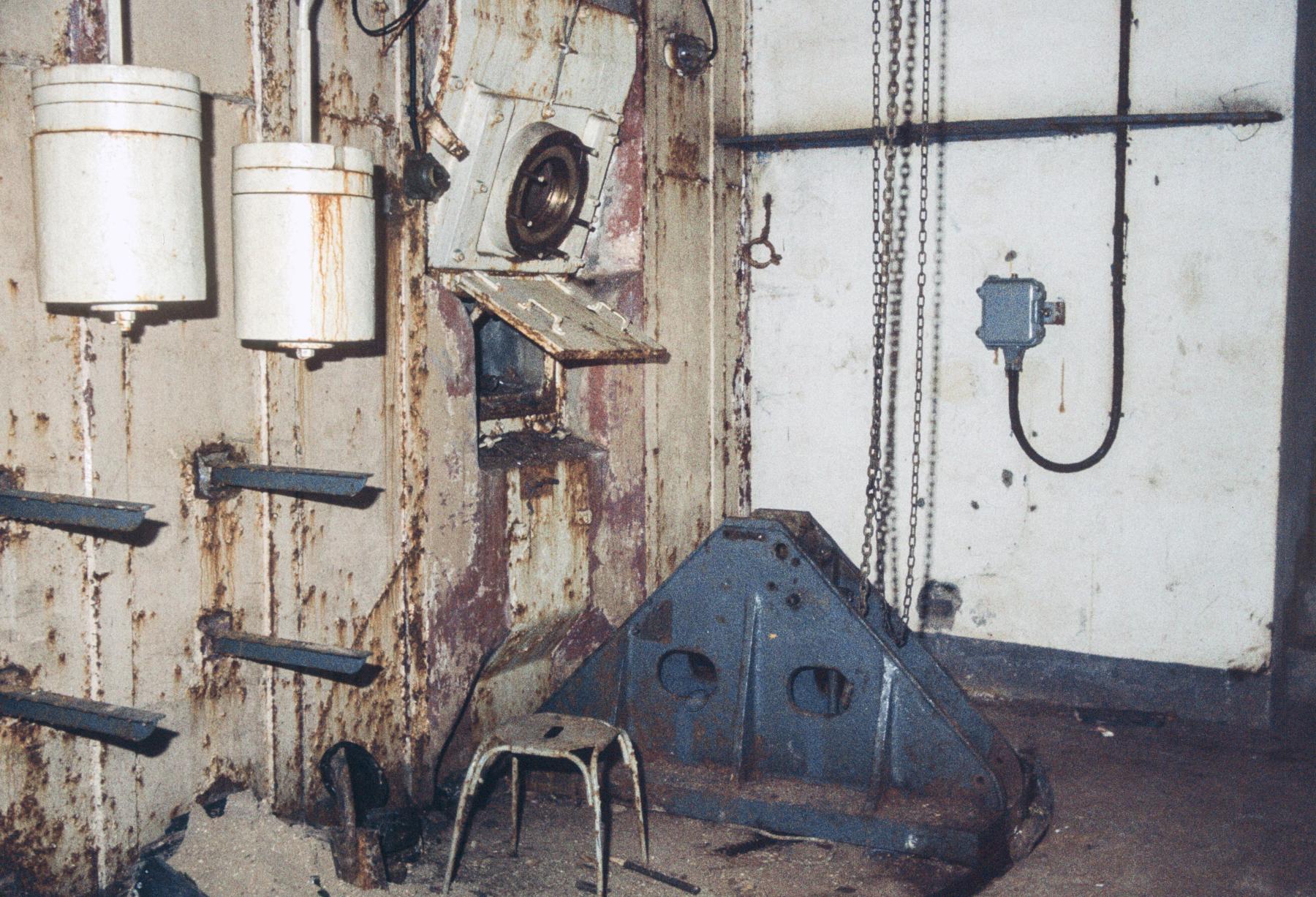 Ligne Maginot - METRICH - A17 - (Ouvrage d'artillerie) - Bloc 15
La  place vide - MANSUY Michel