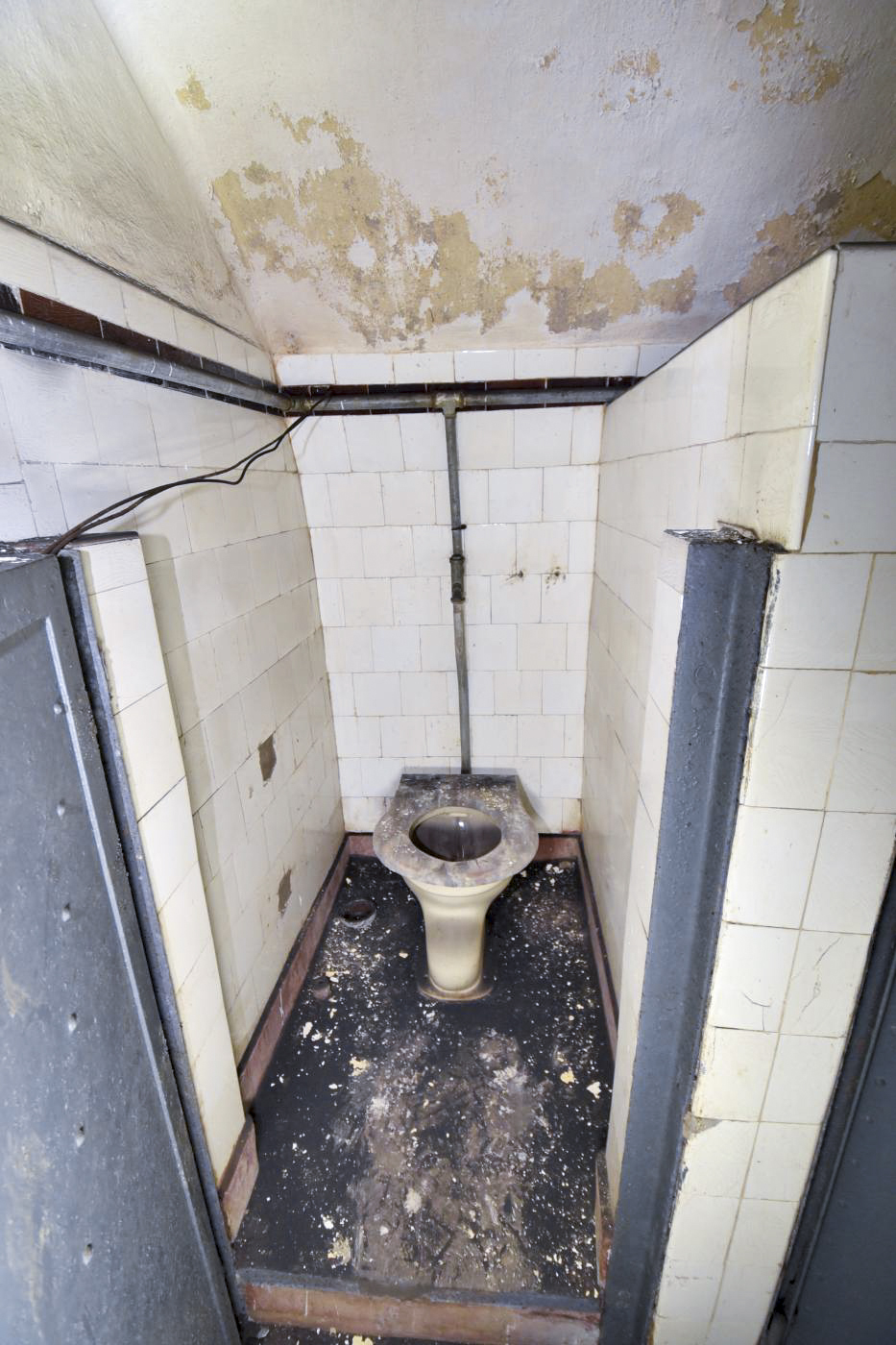 Ligne Maginot - METRICH - A17 - (Ouvrage d'artillerie) - Bloc latrines - Ludovic KNAPP