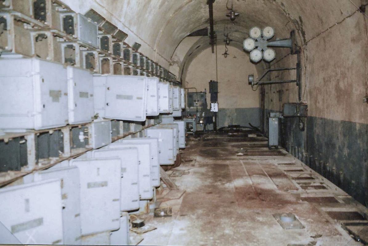 Ligne Maginot - METRICH - A17 - (Ouvrage d'artillerie) - La cellule haute-tension avec le tableau général basse tension de l'ouvrage - BURTSCHER Jean-Louis