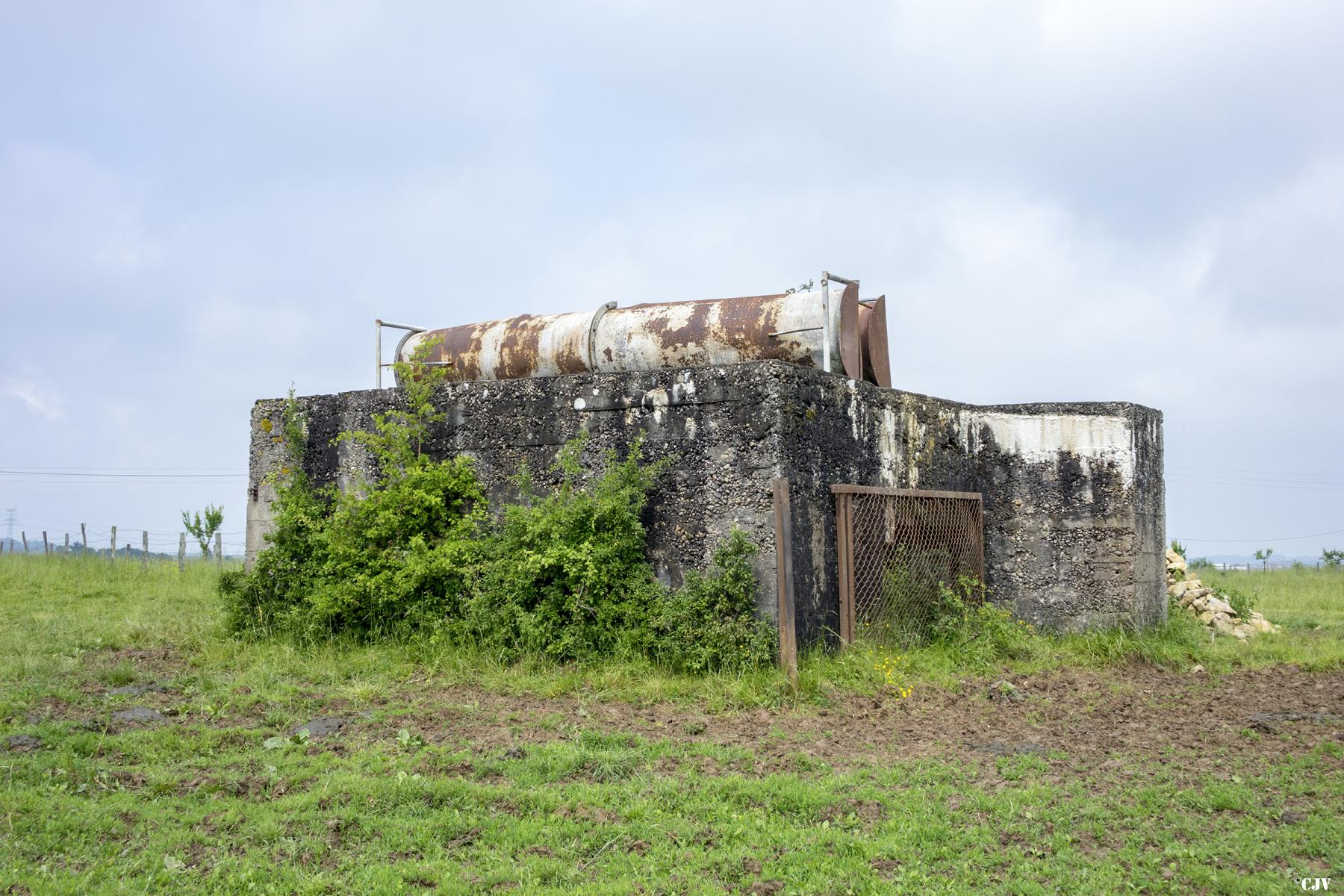 Ligne Maginot - WEIHER 5 - (Blockhaus pour canon) -    - Lia VERMEULEN