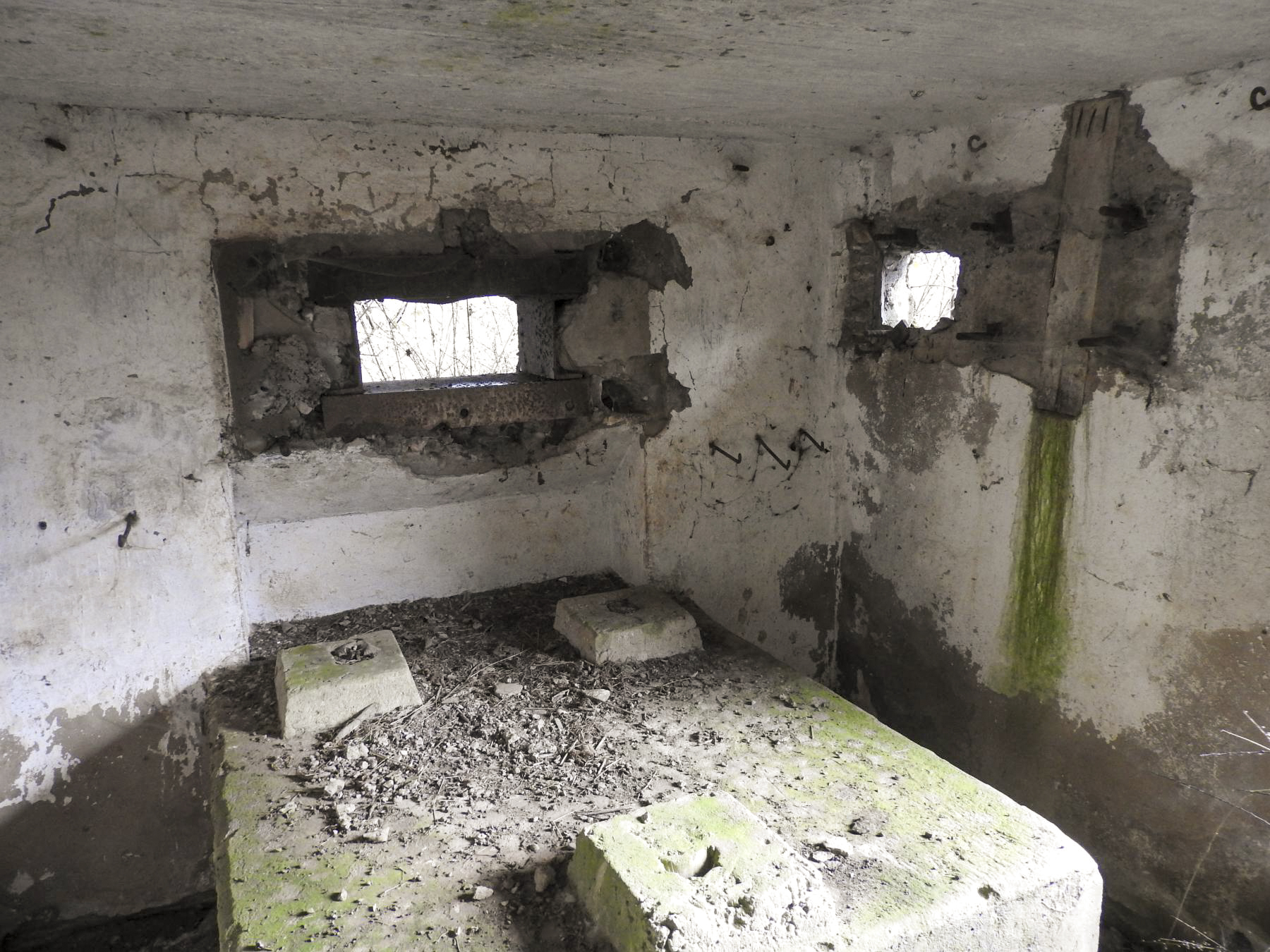 Ligne Maginot - VALETTE SUD OUEST - (Blockhaus pour arme infanterie) - La chambre de tir du blockhaus. - STENGER Mathieu