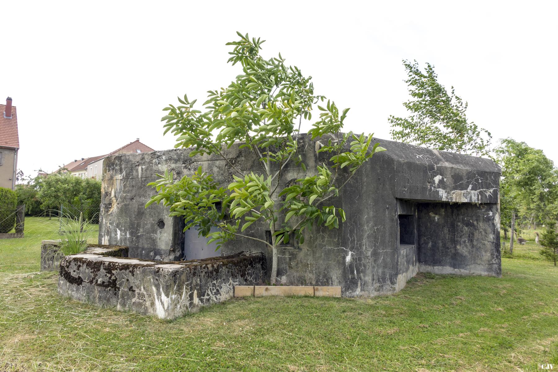 Ligne Maginot - VALETTE NORD EST - (Blockhaus pour arme infanterie) -     - Lia VERMEULEN
