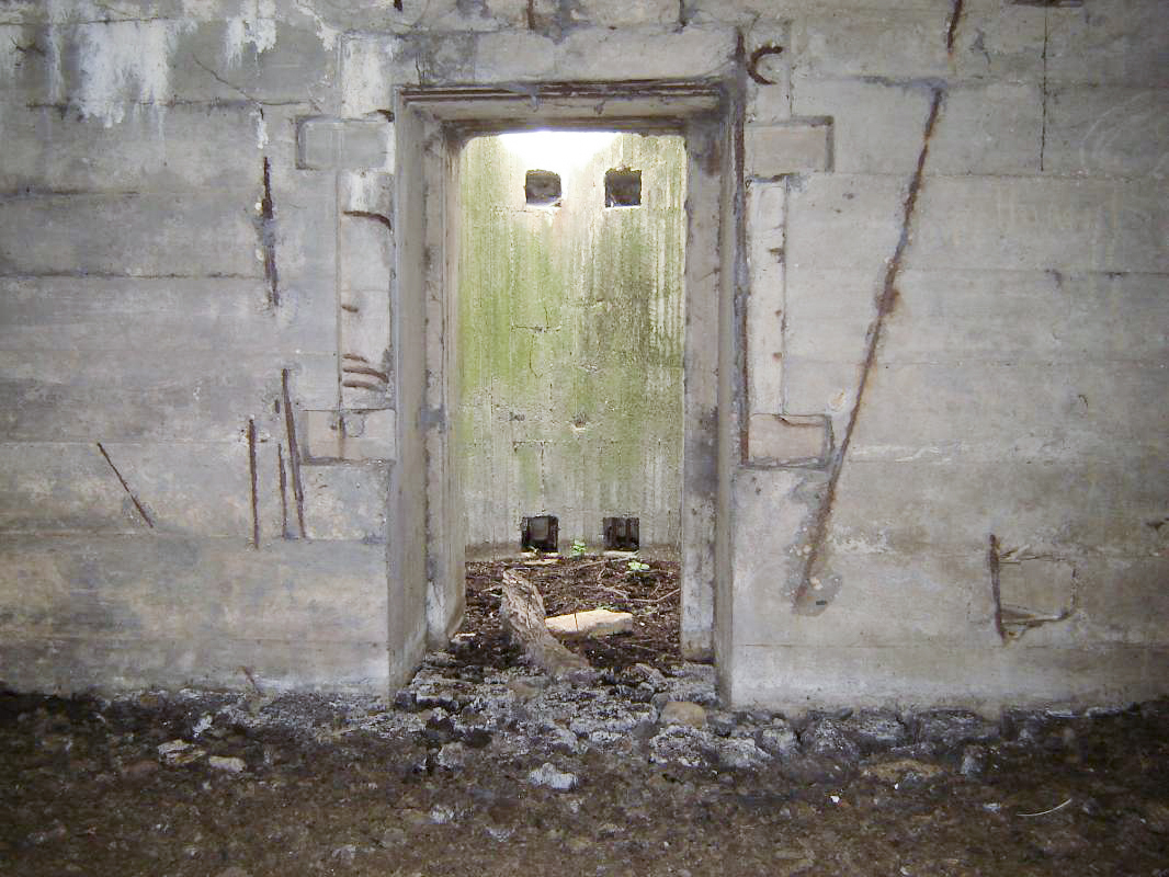 Ligne Maginot - CEZF-225 - HAN DEVANT PIERREPONT - (Blockhaus lourd type STG / STG-FCR - Double) - Le puits de la cloche non posée - JMBrams