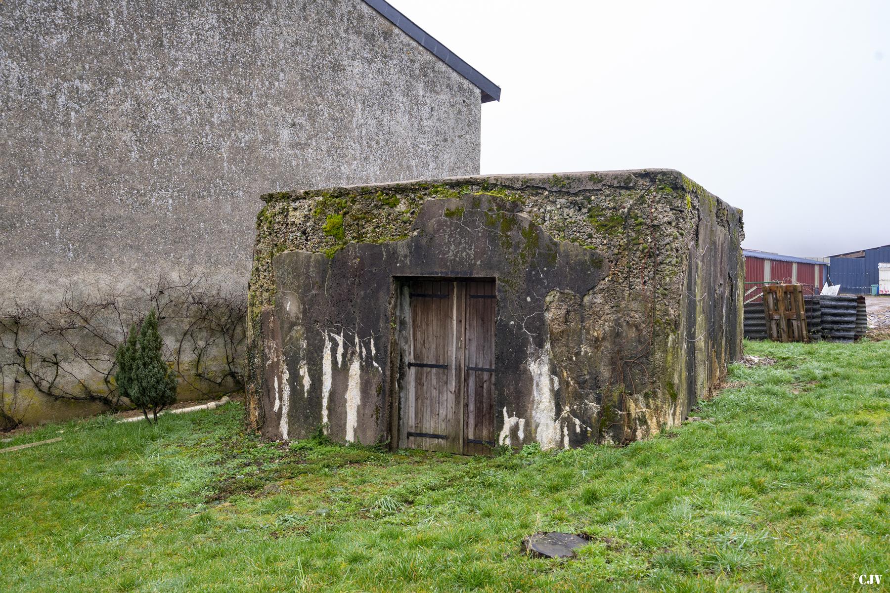 Ligne Maginot - DB307 - DONCOURT SUD - (Blockhaus pour canon) -  - Lia VERMEULEN