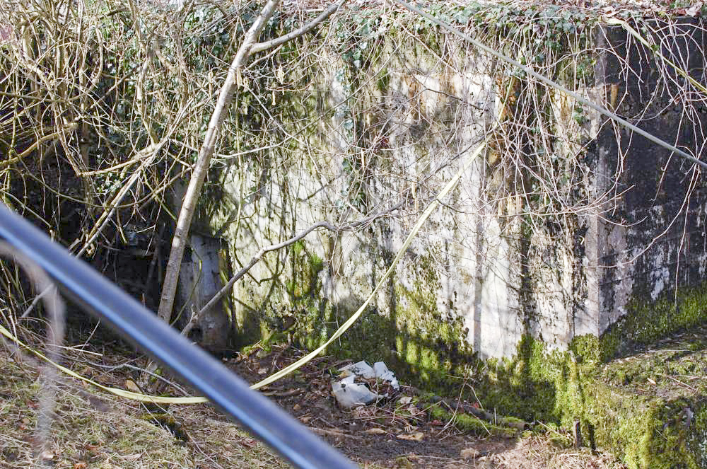 Ligne Maginot - DB334 - GRANDS COTES NORD - (Blockhaus pour arme infanterie) - L'entrée de l'ouvrage est visible au fond, à gauche - Christian RICHON/devoitine520