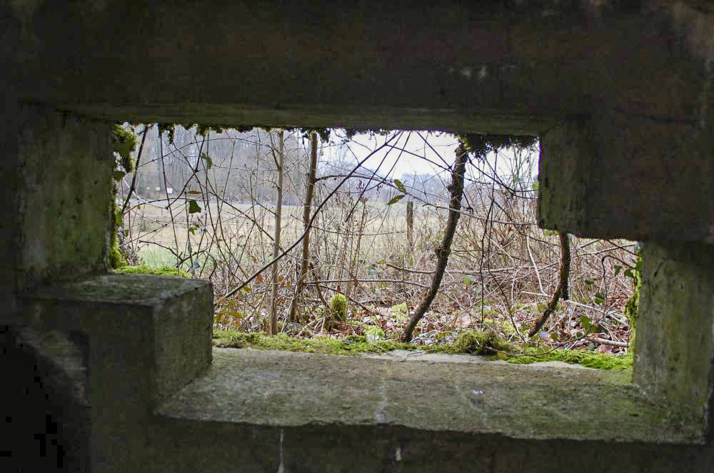 Ligne Maginot - Dbo11 ( Blockhaus pour canon ) - Vue au travers du créneau de tir - Christian RICHON/devoitine520