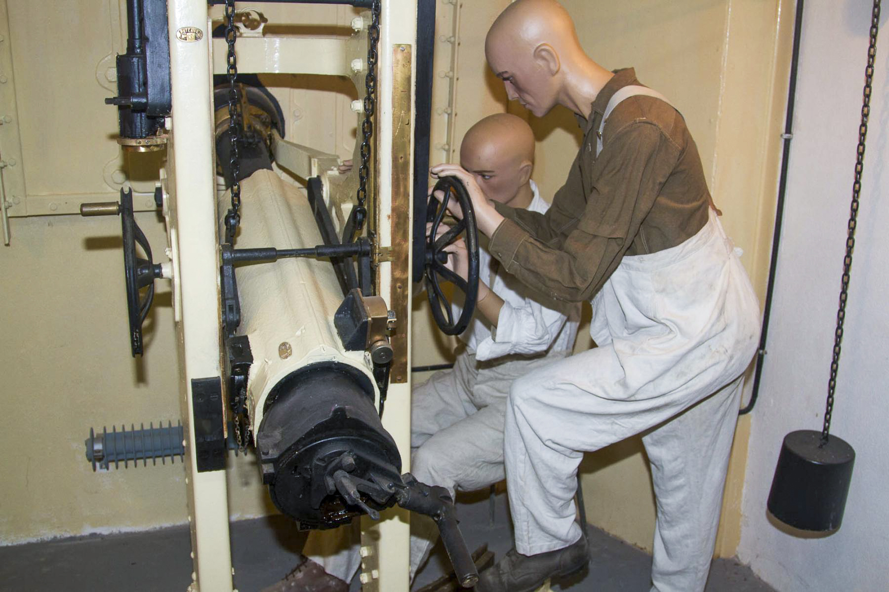 Ligne Maginot - Mortier de 75 mm modèle 1931 (75 31) - Reconstitution d'une chambre de tir de mortier de 75 Mle 31
Musée de Fermont