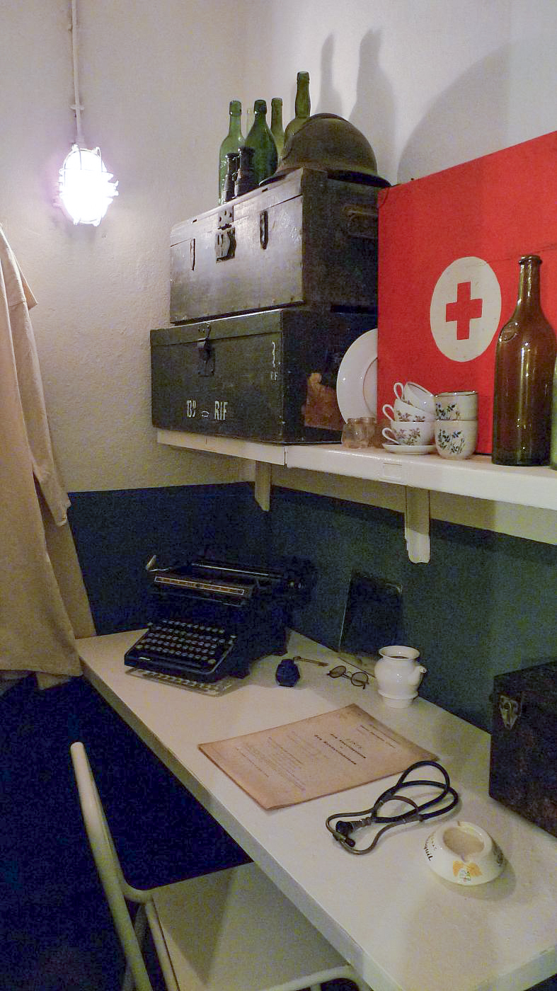 Ligne Maginot - BOIS DU FOUR - A5 - (Ouvrage d'infanterie) - L'infirmerie - Sylvie Laure LAMBERT