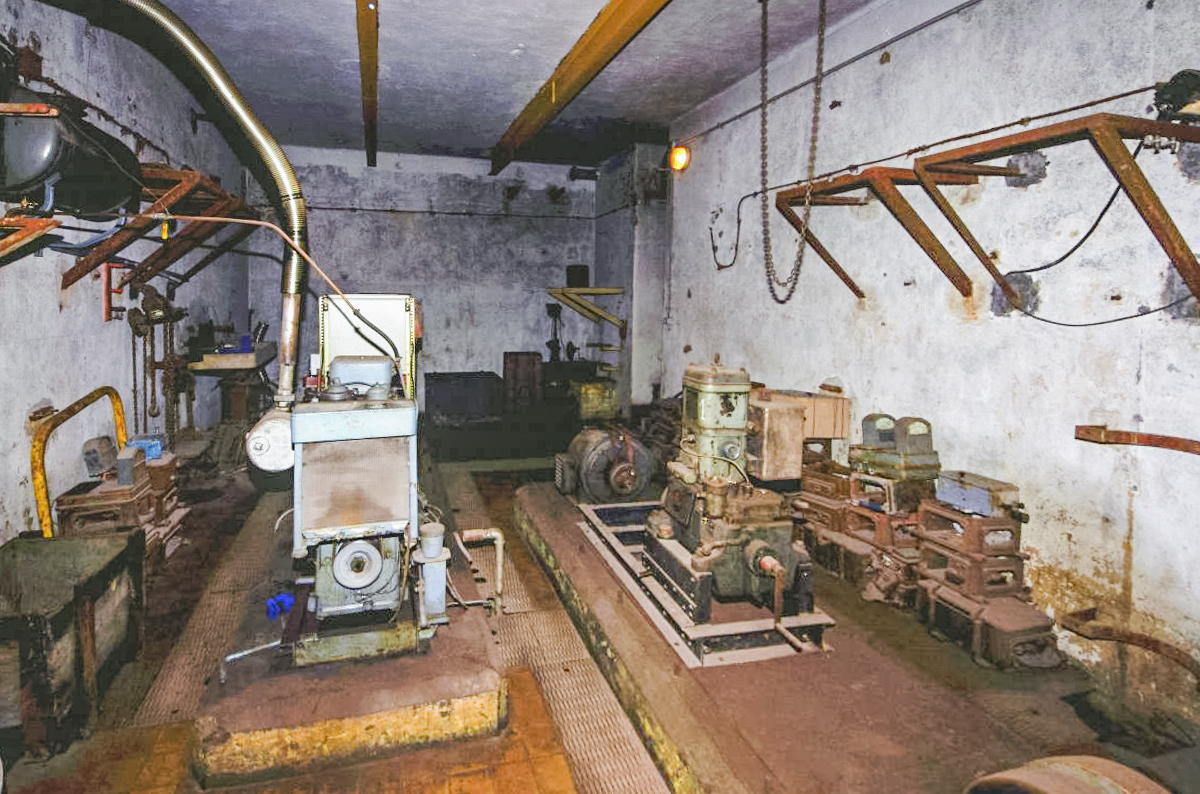 Ligne Maginot - BOIS DU FOUR - A5 - (Ouvrage d'infanterie) - Usine en cours de restauration - AURET Vincent