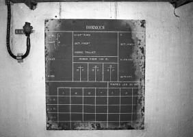 Ligne Maginot - CAP MARTIN - (Ouvrage d'artillerie) - PC artillerie
Tableau de données sur tir à effectuer