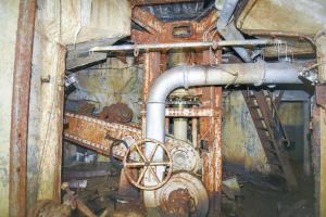 Ligne Maginot - FERMONT - A2 - (Ouvrage d'artillerie) - Bloc 6
Etage inférieur de la tourelle mitrailleuses