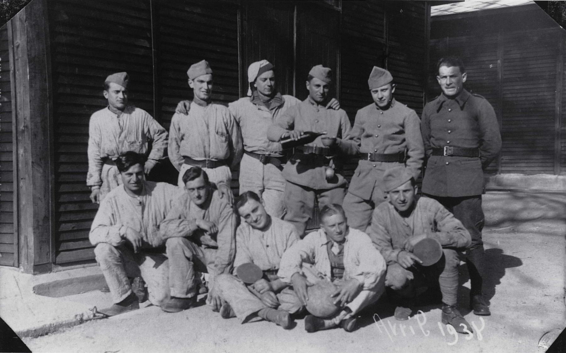 Ligne Maginot - ISING (FERANGE) - (Camp de sureté) - Les recrues au camp d'Ising - Férange en avril 1938
 - Inconnu