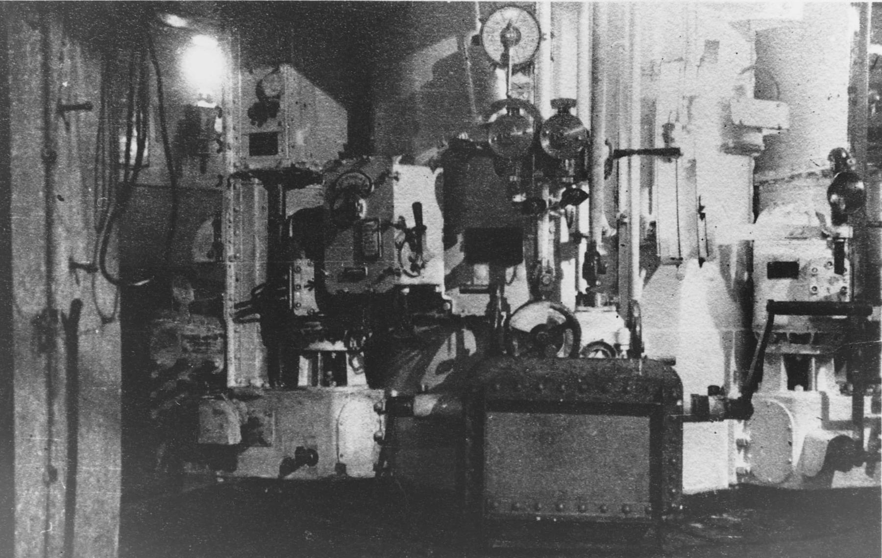 Ligne Maginot - MICHELSBERG - A22 - (Ouvrage d'artillerie) - La tourelle de 75 mle 33 du bloc 5
Etage intermediaire - Sauteray