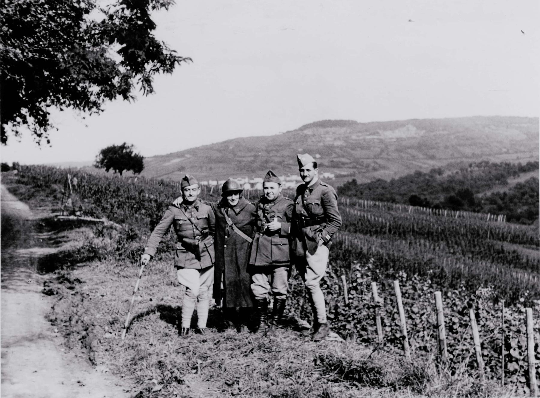 Ligne Maginot - STROMBERG - (PC) - A proximité de la position du Stromberg en septembre 1939
Lts Sauvergrain, ?, Back, Varley  du 168 ° RIF