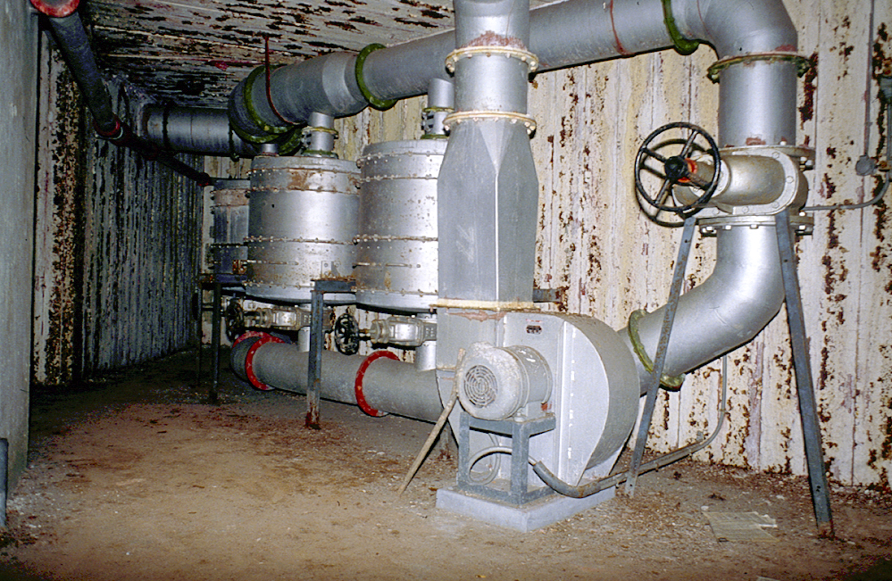Ligne Maginot - CAP MARTIN - (Ouvrage d'artillerie) - Batterie de filtres - LOVINY Alain