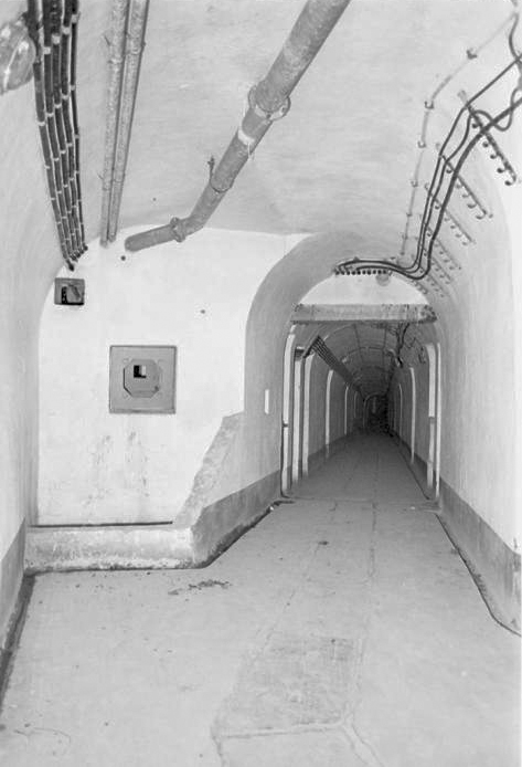 Ligne Maginot - CAP MARTIN - (Ouvrage d'artillerie) - Les galeries
Blockhaus de défense - LOVINY Alain