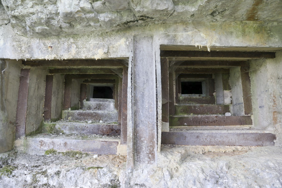 Ligne Maginot - CLOS DU PENDU - (Ouvrage d'infanterie) - Créneaux nord-est
 - Alain Perouffe