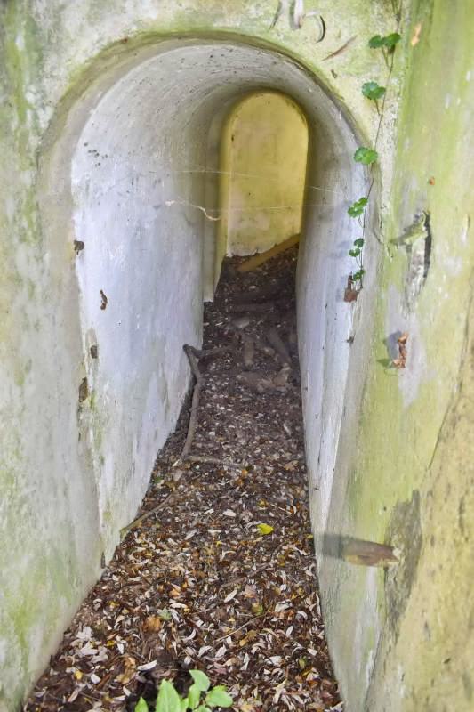 Ligne Maginot - MOULIN DE DESSENHEIM 2 - (Blockhaus pour arme infanterie) - Couloir
A gauche l'accès à la coupole - D.Froehly