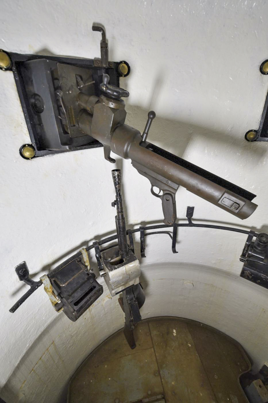 Ligne Maginot - GRAND LOT - C36 - (Casemate d'infanterie - Double) - L'intérieur de la cloche - Ludovic KNAPP