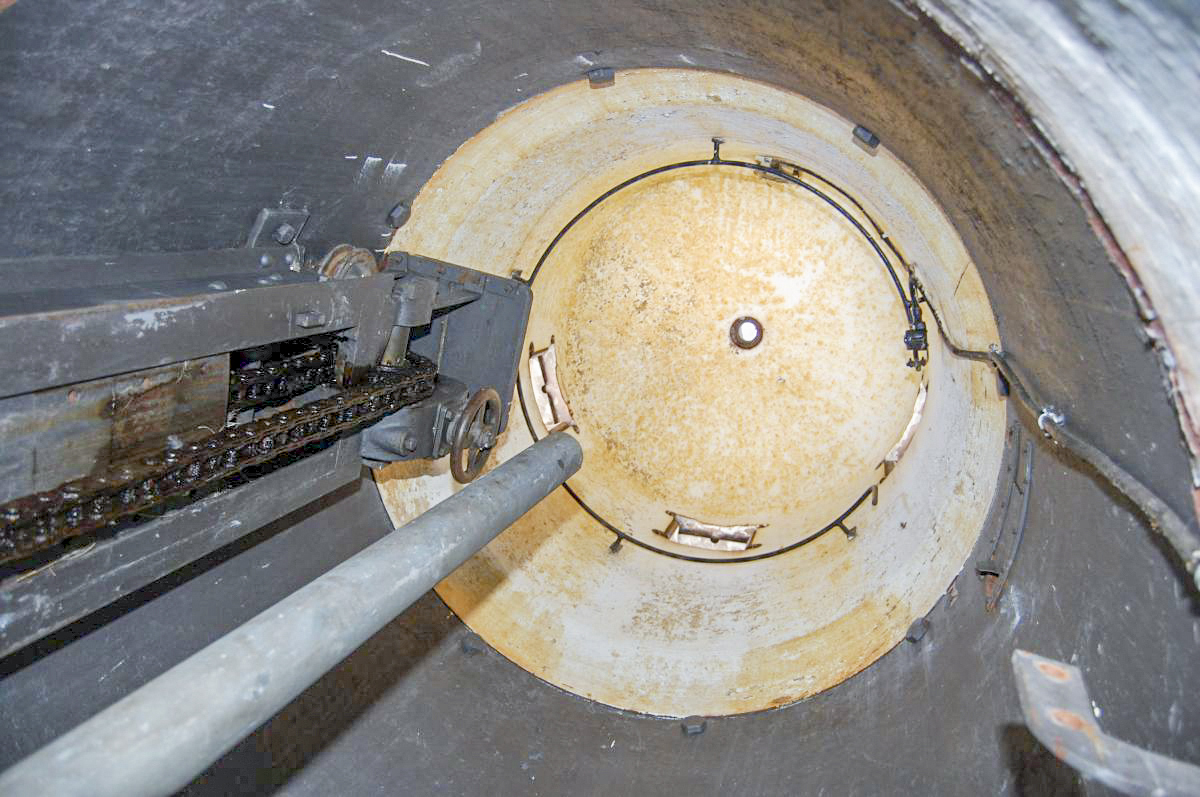 Ligne Maginot - NORD OUEST DE FONTVIVE (NOF) - (Abri) - Bloc 1
Cloche GFM - Michal Prasil