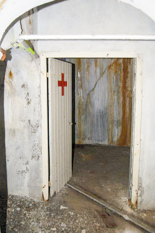 Ligne Maginot - NORD OUEST DE FONTVIVE (NOF) - (Abri) - Poste de secours - Michal Prasil