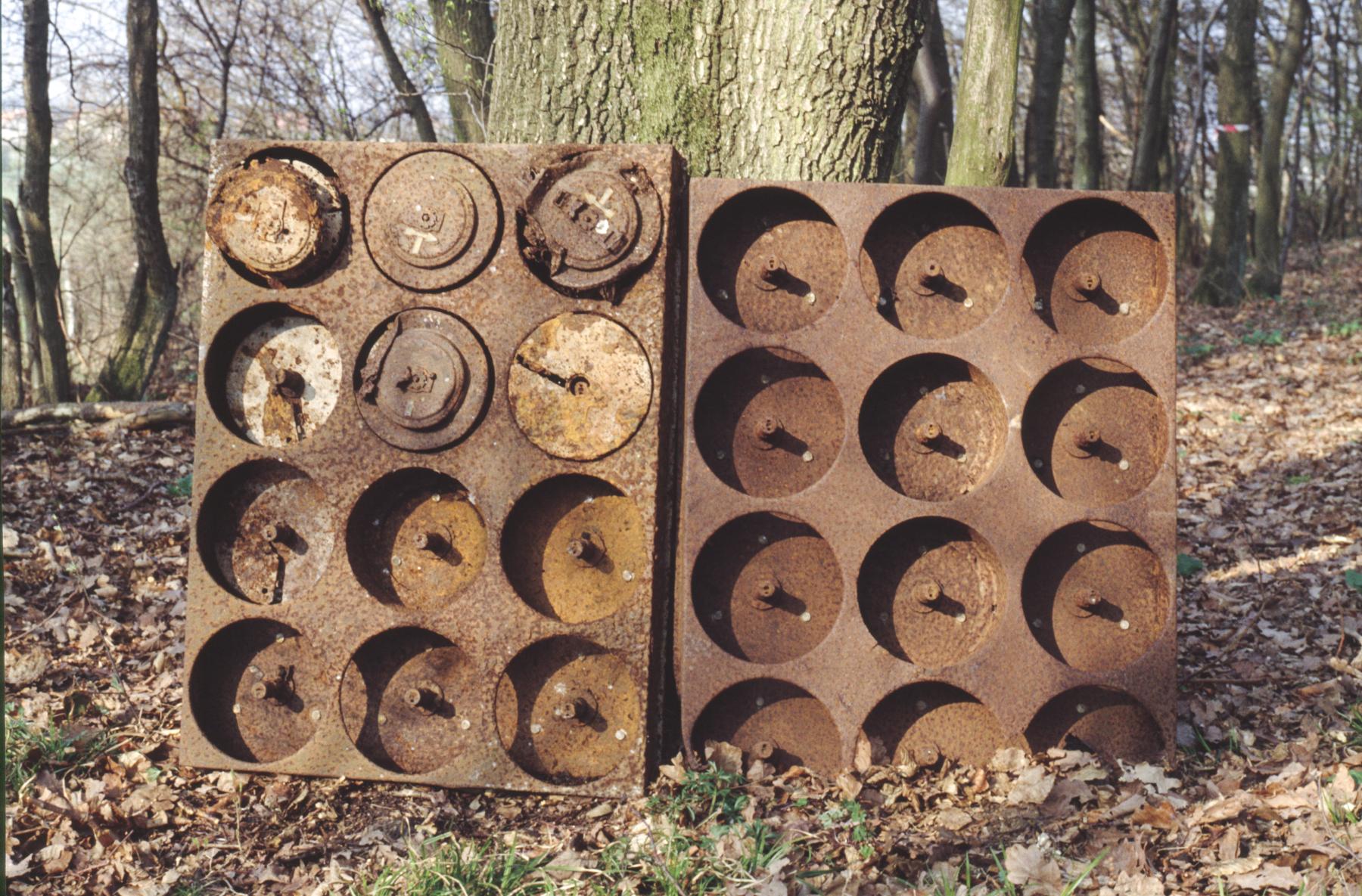 Ligne Maginot - TAUBRUNNENWALD 4 - FT - (Blockhaus pour arme infanterie) - Les supports chargeur camembert - MANSUY Michel