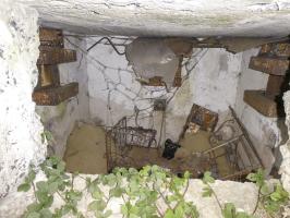 Ligne Maginot - B379 - CARRIERE (PDS) - (Abri actif) - L'intérieur avec les trois créneaux type Condé