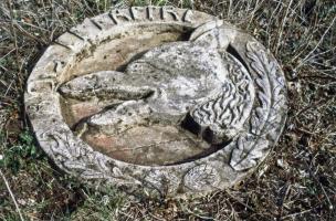 Ligne Maginot - ANGEVILLERS (CAMP) - (Camp de sureté) - Parterre avec les insignes du régiment
Détail