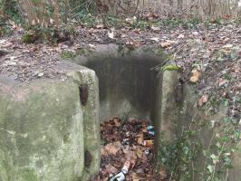 Ligne Maginot - ANNEXE DE FORT UHRICH (II/155° RAP) - (Position d'artillerie préparée) - Observatoire à ciel ouvert de gauche, jouxtant l'observatoire cuirassé